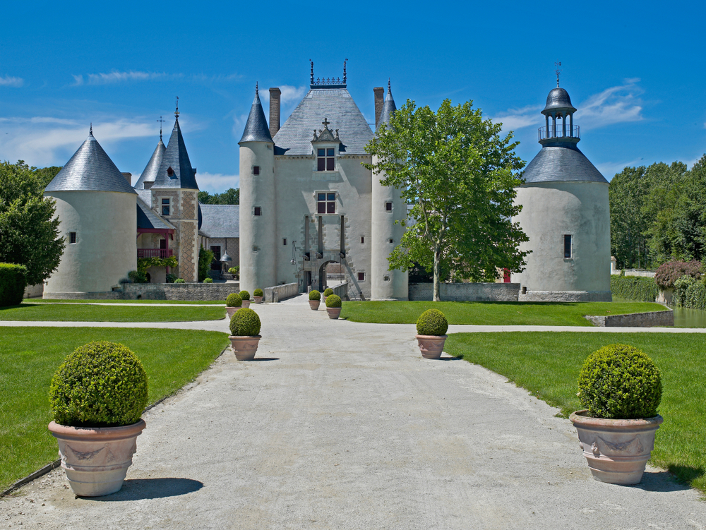 Entrée du Château de Chamerolles